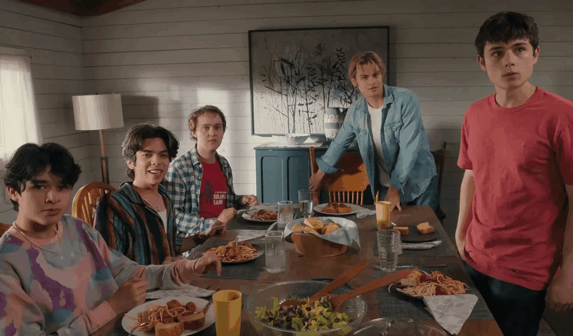 «Mi vida con los chicos Walter» (2023-2025).