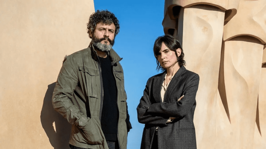 «Ciudad de sombras» (2025).